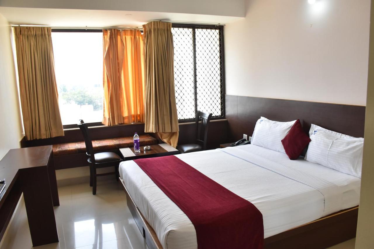 Hotel Pc Residency Maisur Dış mekan fotoğraf